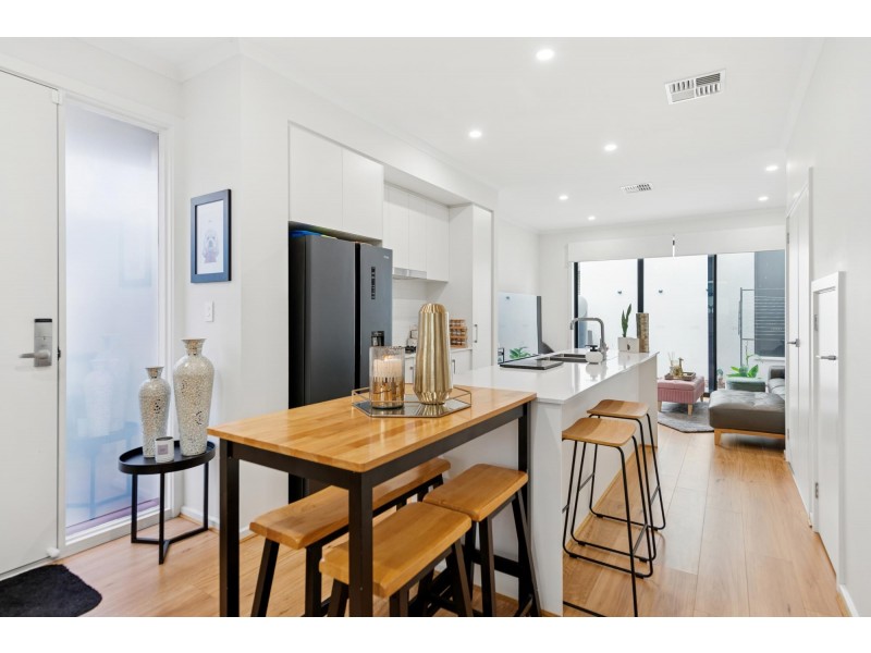 18/24 Arnold Close, Findon SA 5023
