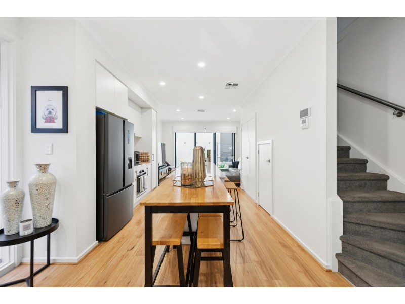 18/24 Arnold Close, Findon SA 5023