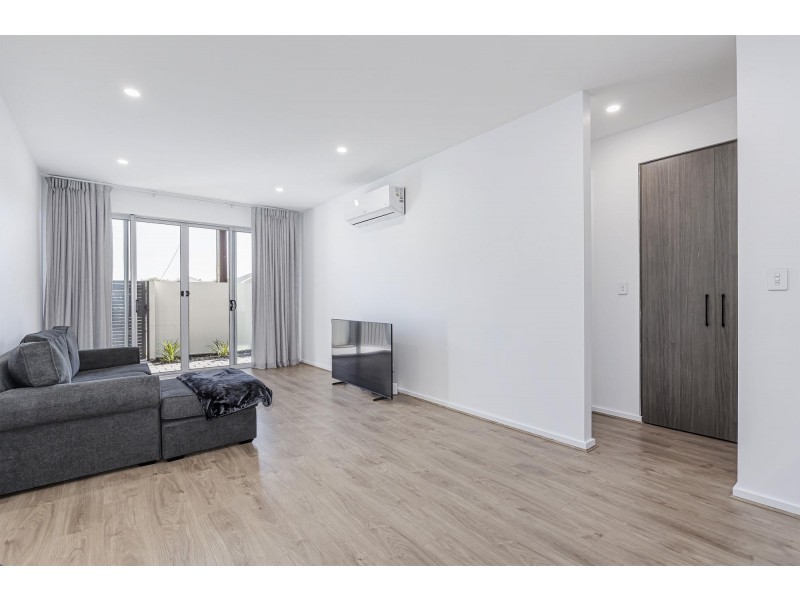 2/2a Frogmore Road, Kidman Park SA 5025