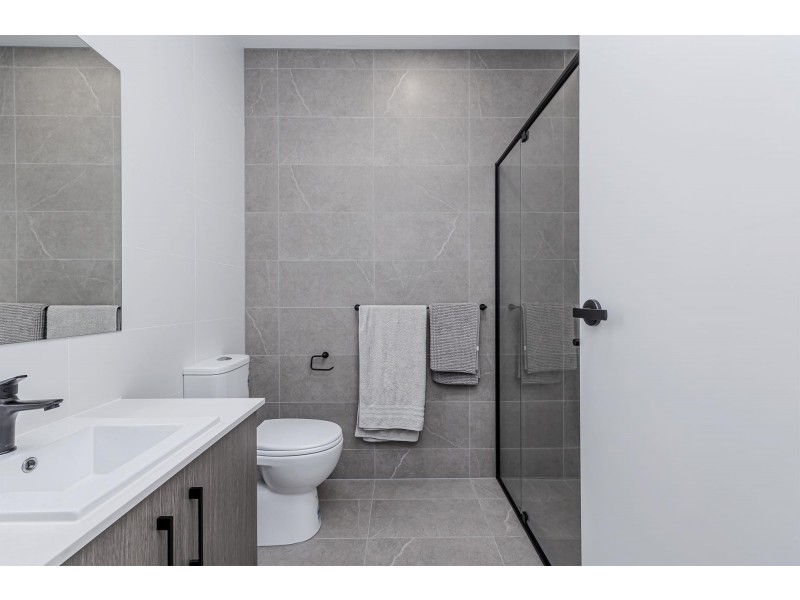 2/2a Frogmore Road, Kidman Park SA 5025