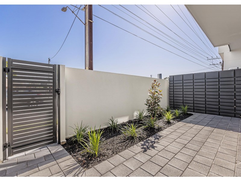 2/2a Frogmore Road, Kidman Park SA 5025