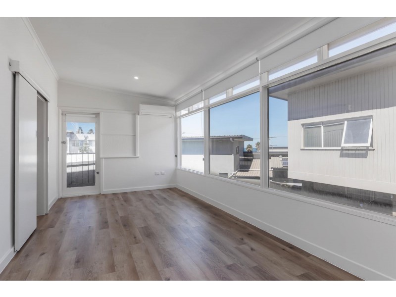 8/52 Seaview Road, West Beach SA 5024