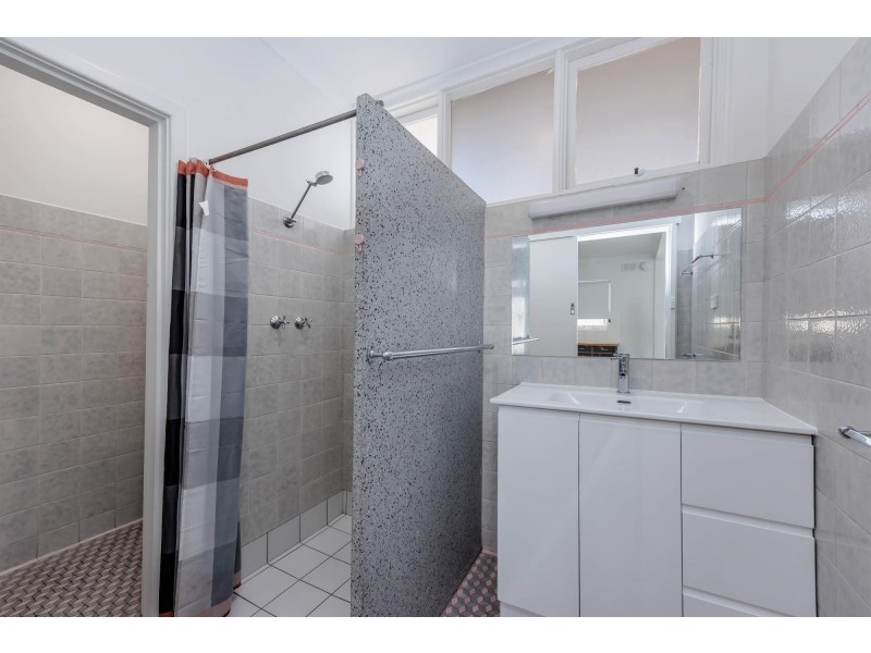 8/52 Seaview Road, West Beach SA 5024