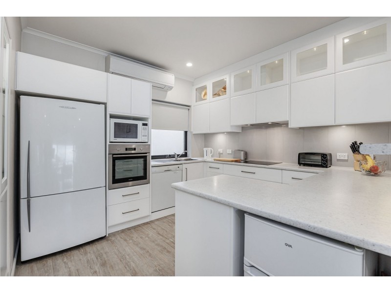 9/267 Esplanade, Henley Beach SA 5022