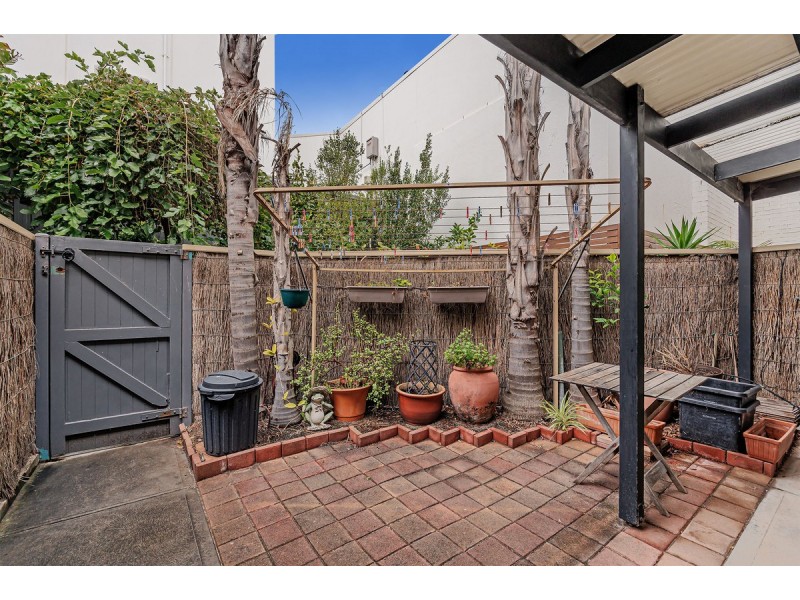 9/267 Esplanade, Henley Beach SA 5022