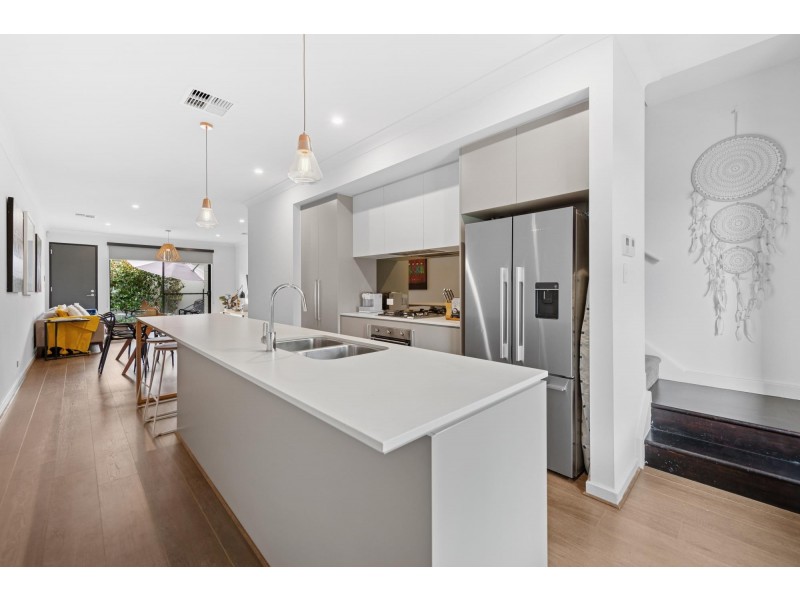 6 Symon Lane, West Lakes SA 5021