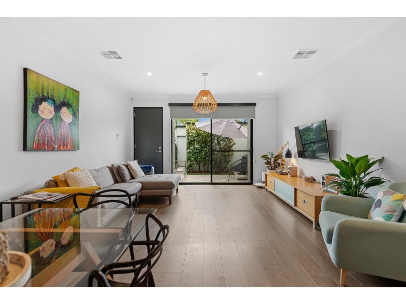 6 Symon Lane, West Lakes SA 5021