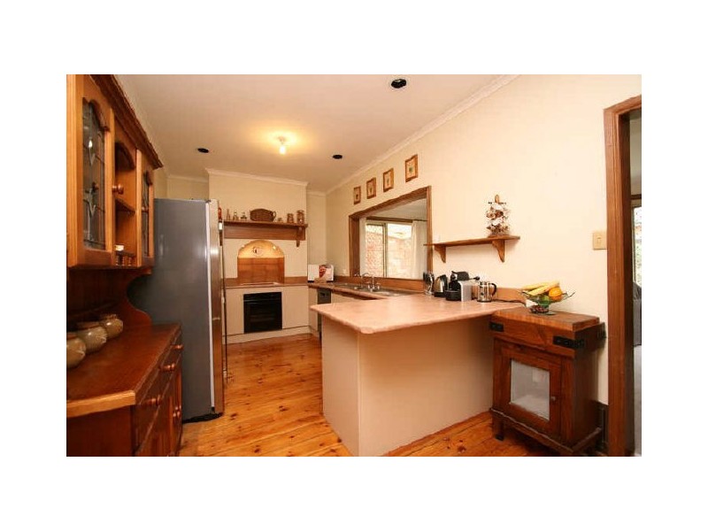 4 Little Craigie Street, Birkenhead SA 5015