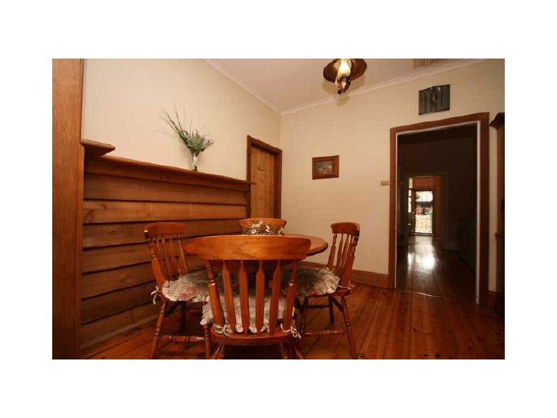 4 Little Craigie Street, Birkenhead SA 5015