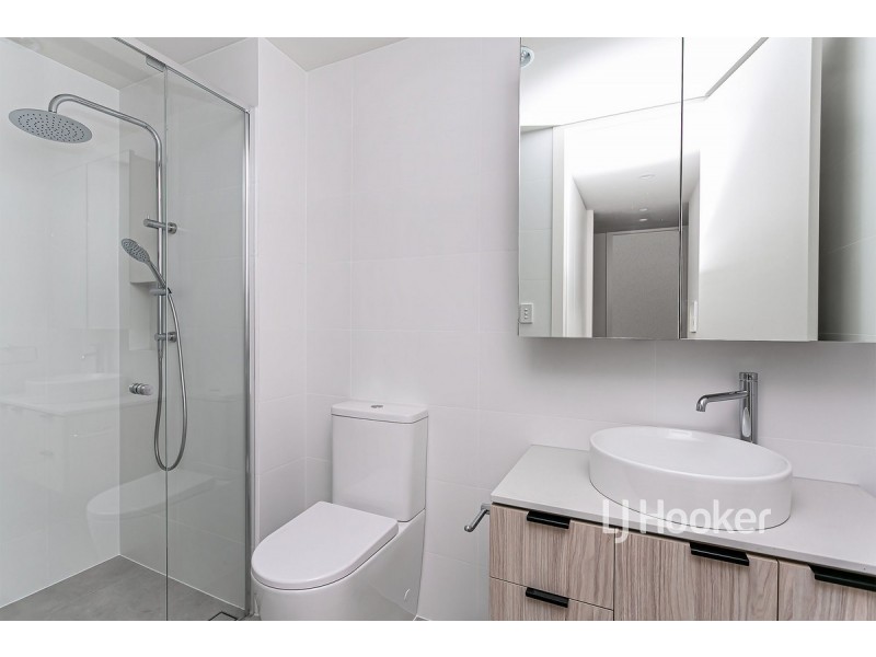 102/69 Troubridge Drive, West Lakes SA 5021