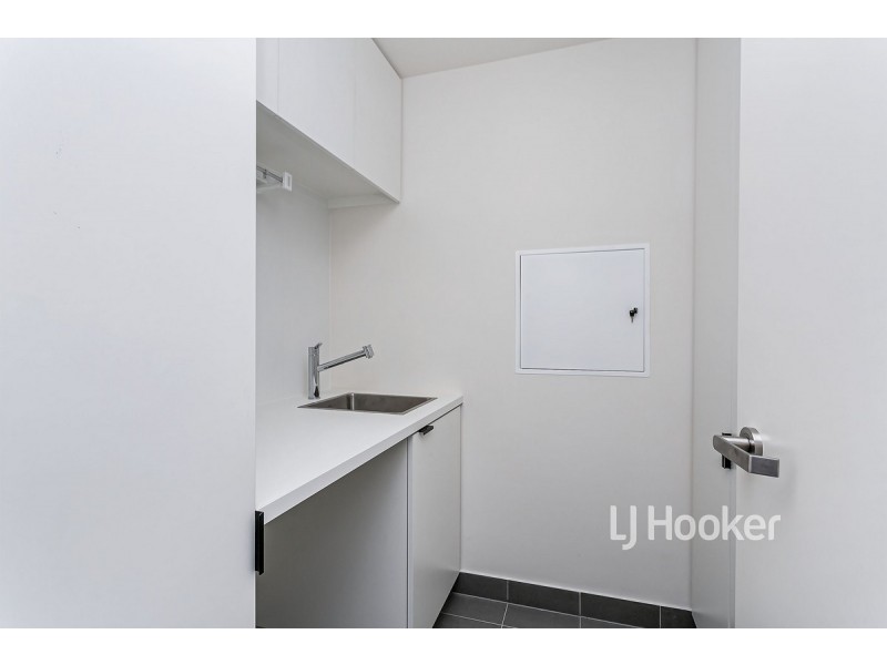 102/69 Troubridge Drive, West Lakes SA 5021