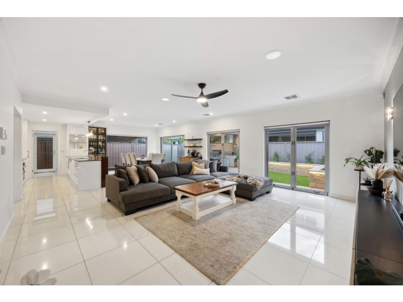 5 Horsley Drive, Kidman Park SA 5025