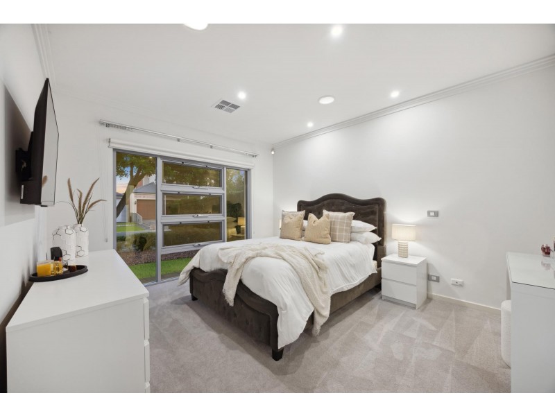 5 Horsley Drive, Kidman Park SA 5025