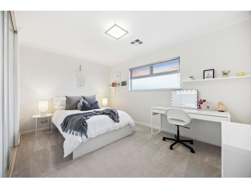 5 Horsley Drive, Kidman Park SA 5025