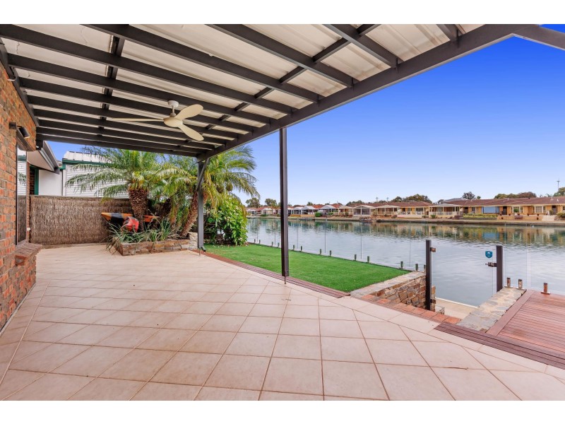 21 Dyer Court, West Lakes SA 5021