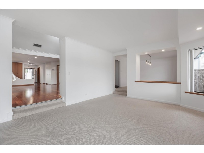 21 Dyer Court, West Lakes SA 5021