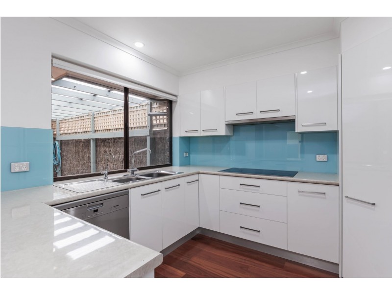 21 Dyer Court, West Lakes SA 5021