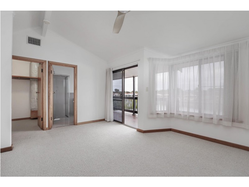 21 Dyer Court, West Lakes SA 5021