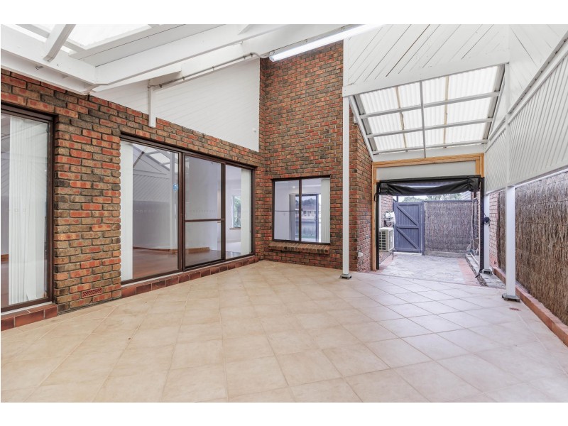 21 Dyer Court, West Lakes SA 5021