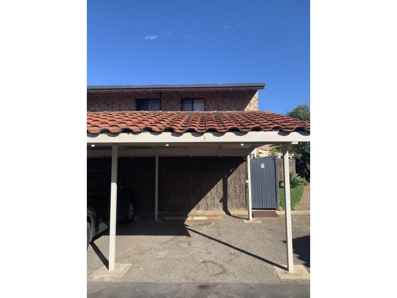 18 Sportsmans Drive, West Lakes SA 5021