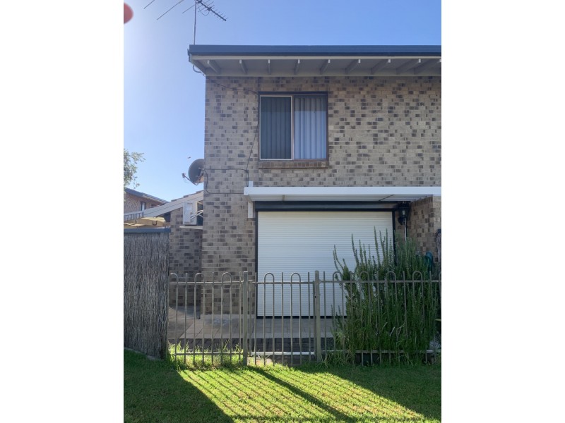 18 Sportsmans Drive, West Lakes SA 5021