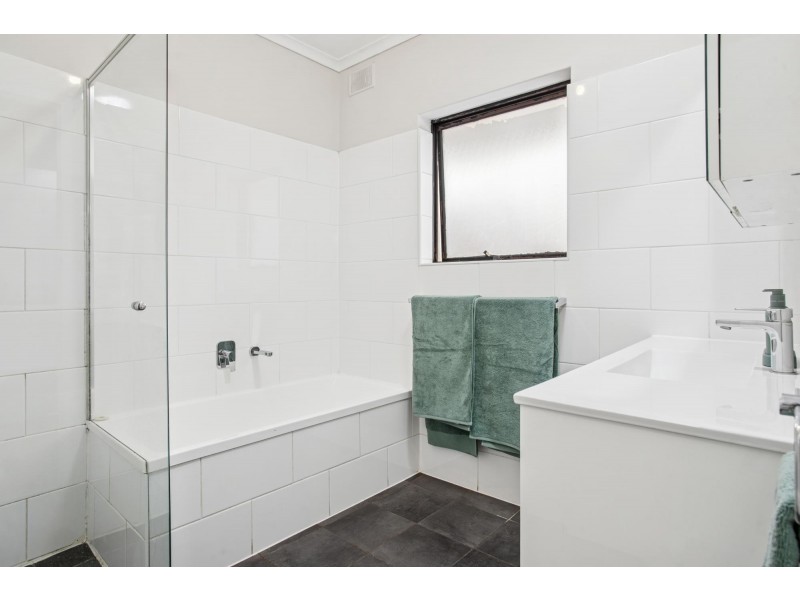 5 St Georges Place, Alberton SA 5014