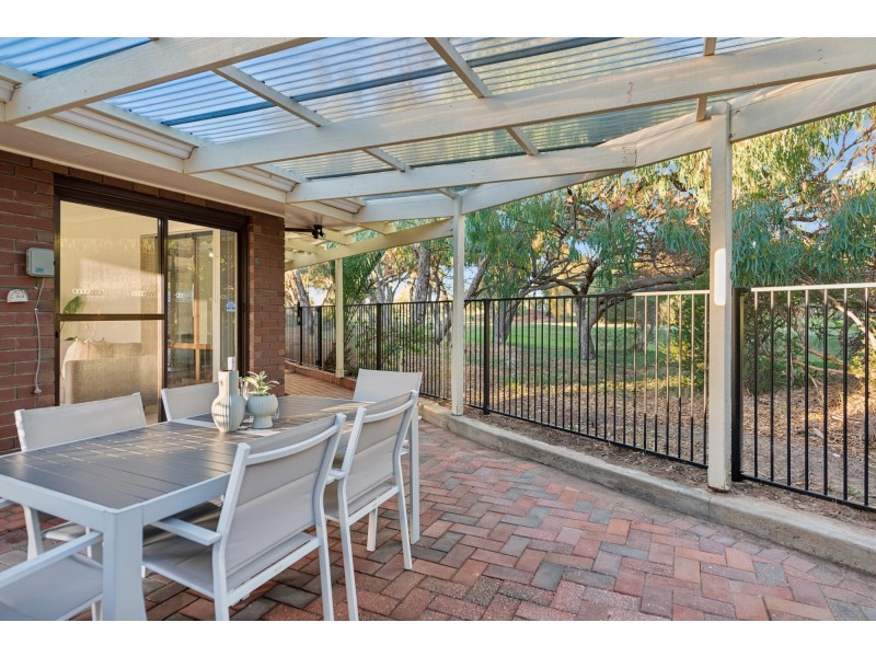2/28 Lochside Drive, West Lakes SA 5021
