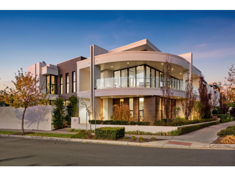 28 Troubridge Drive, West Lakes SA 5021