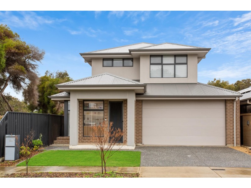16a St Andrews Way, West Lakes SA 5021
