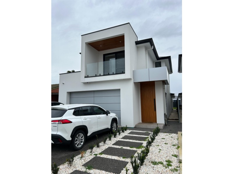 12a Russ Avenue, Seaton SA 5023