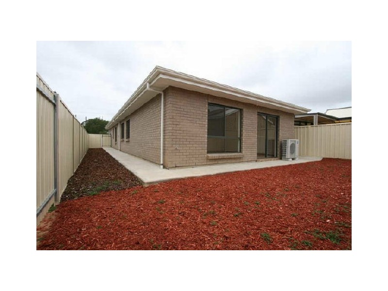 2 Florey Street, Seaton SA 5023