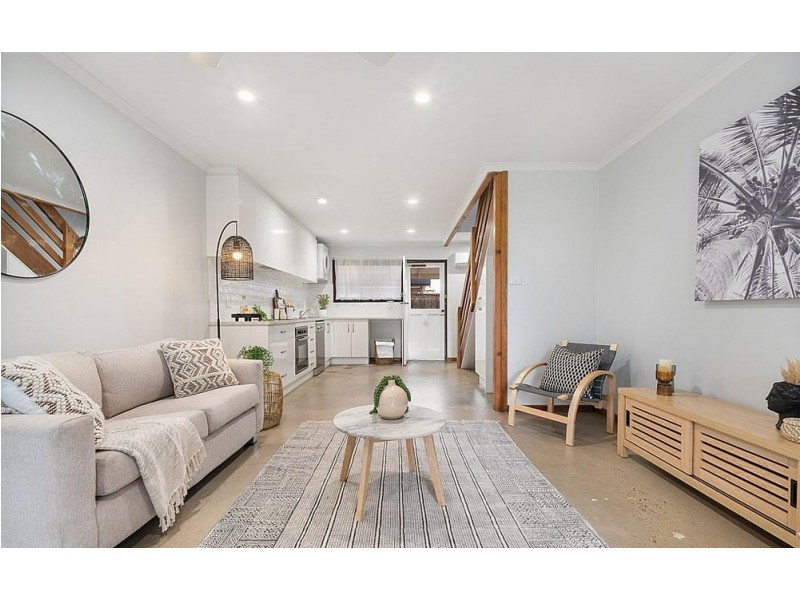 60 Sportsmans Drive, West Lakes SA 5021