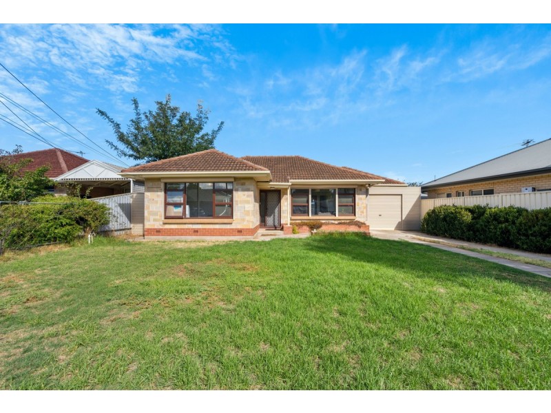 2 McEwan Avenue, Seaton SA 5023