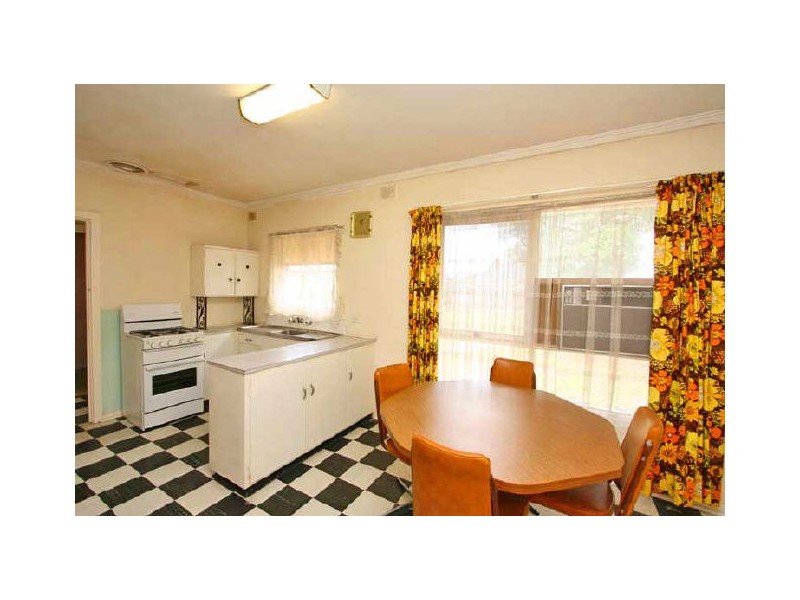 2 Seventh Avenue, Woodville Gardens SA 5012