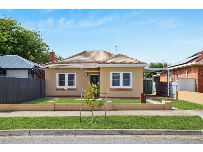 5 Fourth Avenue, Seaton SA 5023