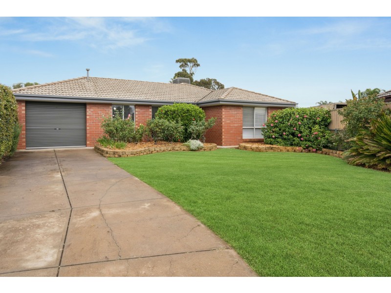 10 McLean Court, Andrews Farm SA 5114