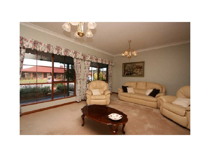 14 Polynesia Grove, West Lakes SA 5021