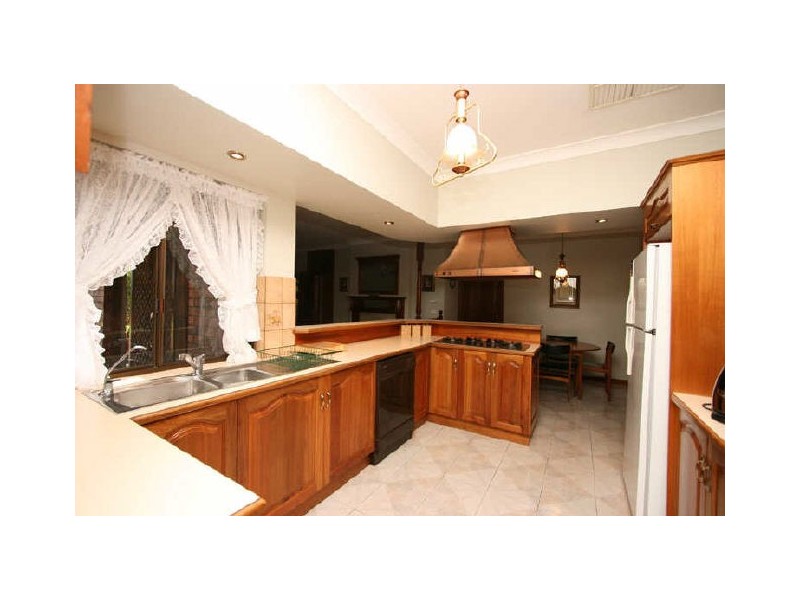 14 Polynesia Grove, West Lakes SA 5021