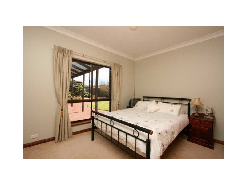 14 Polynesia Grove, West Lakes SA 5021