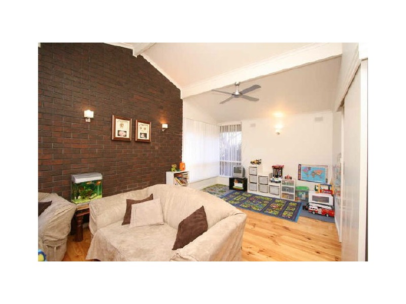 17 Mooloola Way, West Lakes Shore SA 5020