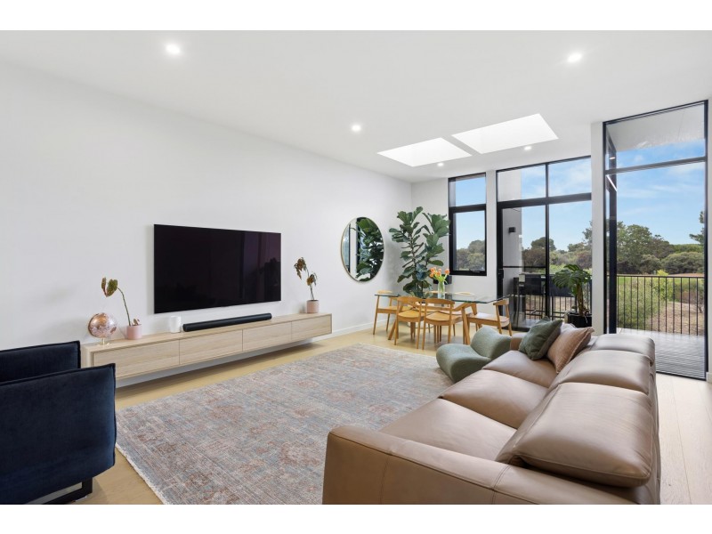 13 Norman Road, West Lakes SA 5021