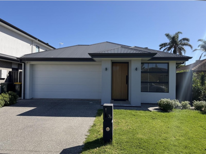 7a Greenfield Crescent, West Lakes Shore SA 5020