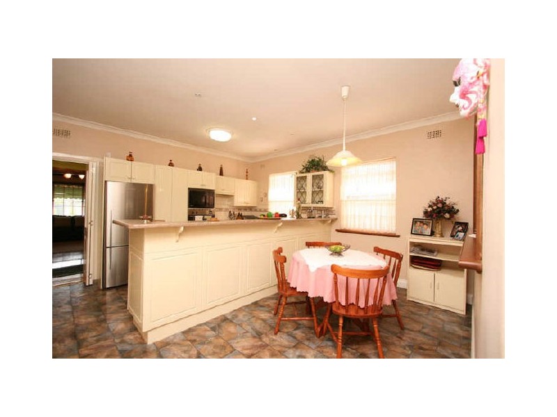 9 Green Road, Woodville West SA 5011