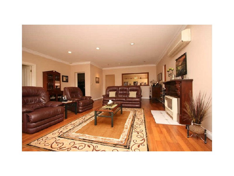 9 Green Road, Woodville West SA 5011