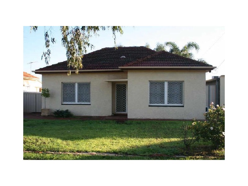 30 Golfers Avenue, Seaton SA 5023