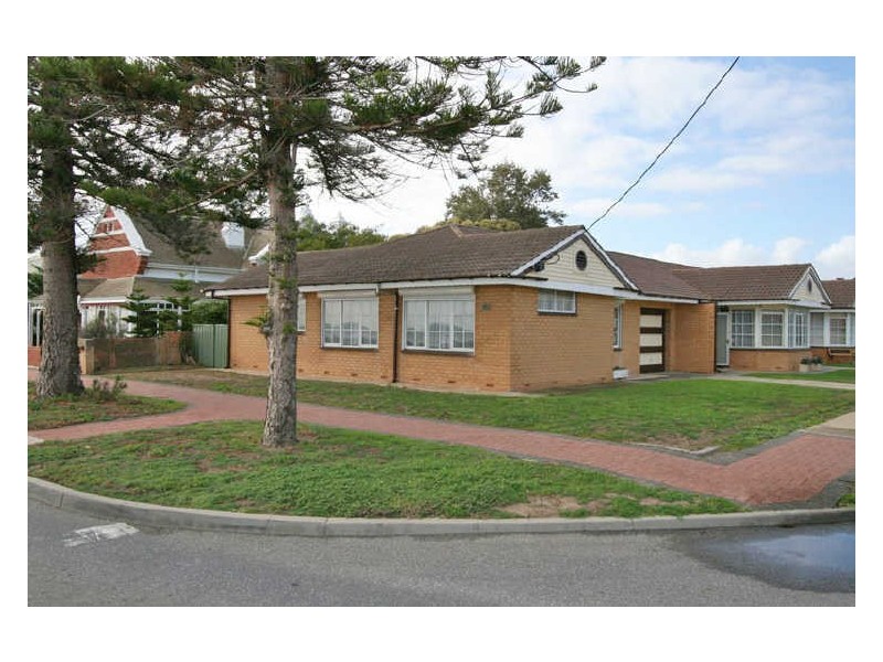 1/160 Esplanade, Largs Bay SA 5016