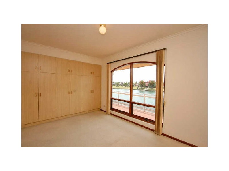 8/6 Sunrise Court, West Lakes SA 5021