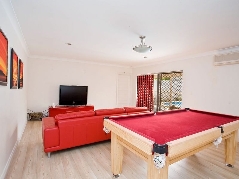 7 Greenfield Crescent, West Lakes Shore SA 5020