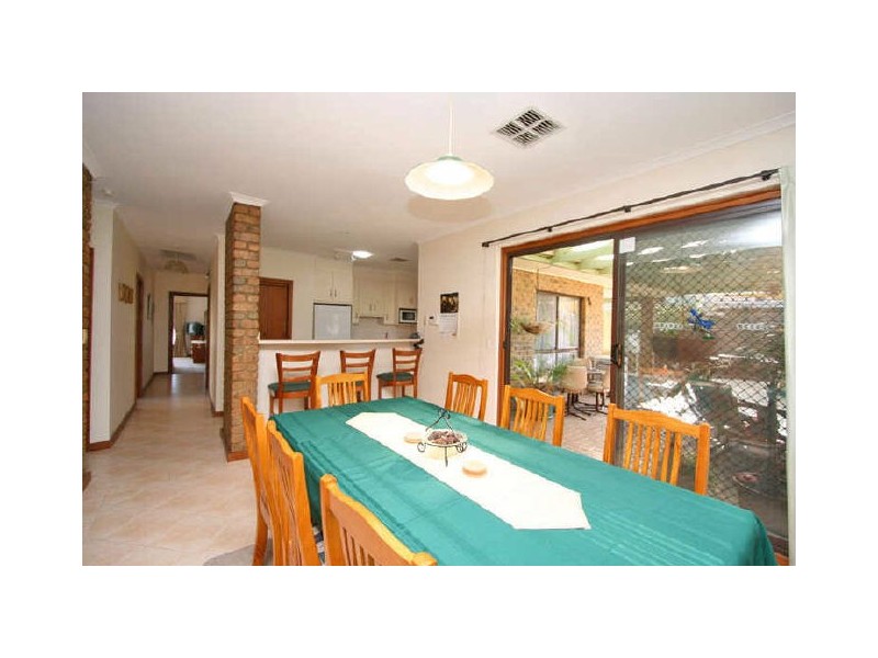 41 Lakeview Drive, West Lakes SA 5021