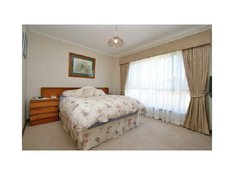 41 Lakeview Drive, West Lakes SA 5021